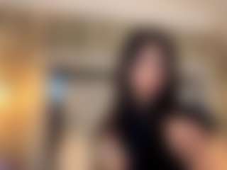 Live cam show with MarianaBranz - Strip Black on Fling VIP Chat