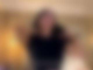 Live cam show with MarianaBranz - Public on Mixed Magazine Live