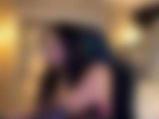 Live cam show with MarianaBranz - Ebony Squirt on Uber Horny