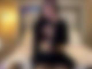 Live cam show with MarianaBranz - Tease Ebony on Sweet Sext | colombia