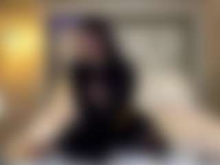 Live cam show with MarianaBranz - Tease Ebony on live18s.com | colombia