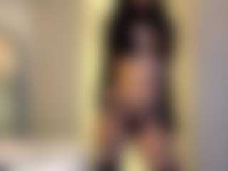 Live cam show with MarianaBranz - Spank Ebony on x69.live