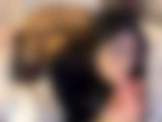 Live cam show with MarianaBranz - Public on thefappeningchat.com