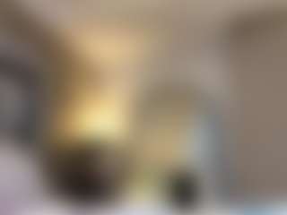 MarianaBranz's Live Sex Cam Show