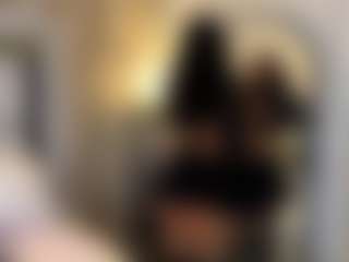 Live cam show with MarianaBranz - Bedroom Black on intimatelivegirls.com