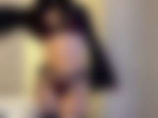 Live cam show with MarianaBranz - Ebony Squirt on Ass Tok