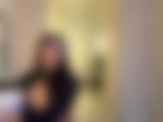 MarianaBranz's Live Sex Cam Show