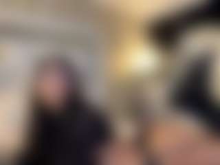 MarianaBranz's Live Sex Cam Show