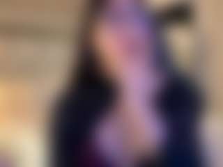 Live cam show with MarianaBranz - Natural on Fit Hotties
