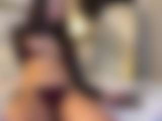 Live cam show with MarianaBranz - Pornstar Bedroom on Instabang