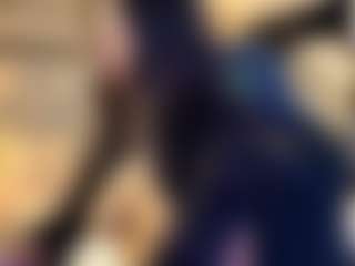 Live cam show with MarianaBranz - Bedroom on SmokeAndPoke