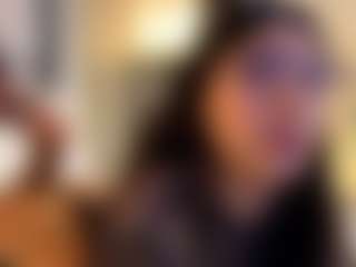 Live cam show with MarianaBranz - Striptease on Sweet Sext