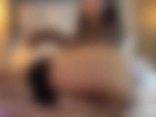 MarianaBranz's Live Sex Cam Show