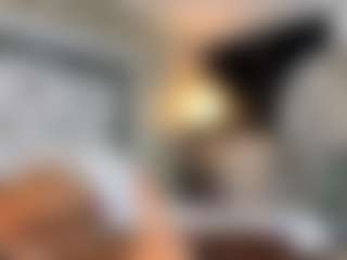 MarianaBranz's Live Sex Cam Show