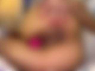 MarianaBranz's Live Sex Cam Show
