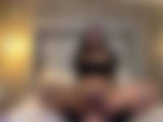 Live cam show with MarianaBranz - Strip Ebony on Camsoda | colombia