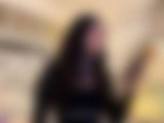 MarianaBranz's Live Sex Cam Show