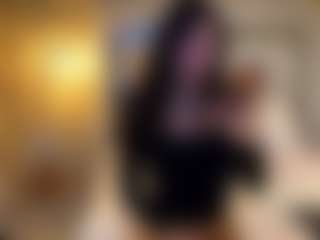 Live cam show with MarianaBranz - Public Toys on xheatlive.com