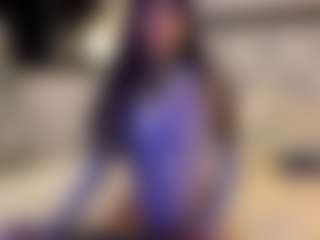 MarianaBranz's Live Sex Cam Show