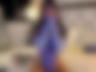 MarianaBranz's Live Sex Cam Show