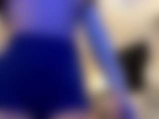 MarianaBranz's Live Sex Cam Show