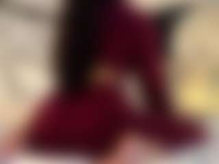 MarianaBranz's Live Sex Cam Show