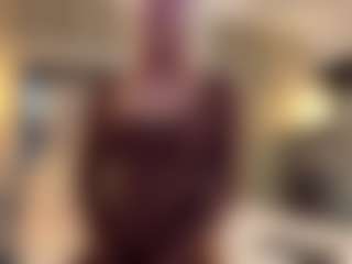 Live cam show with MarianaBranz - Shaved Pussy on Camsoda