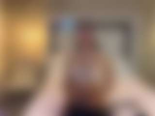 MarianaBranz's Live Sex Cam Show