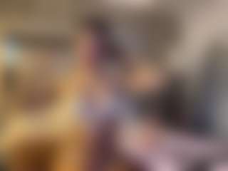 MarianaBranz's Live Sex Cam Show