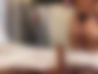 Live cam show with MarianaBranz - Natural on liverealitysex.com