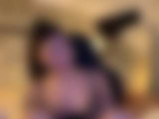 Live cam show with MarianaBranz - Ebony Lovense on StripNow