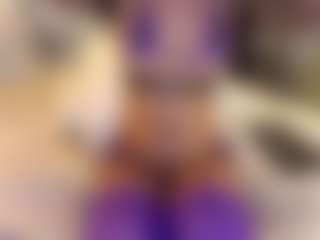 MarianaBranz's Live Sex Cam Show