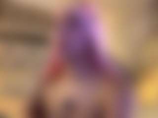 Live cam show with MarianaBranz - Squirt on Mixed Magazine Live