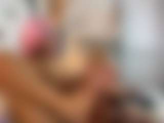 MarianaBranz's Live Sex Cam Show