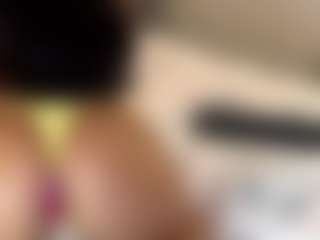 MarianaBranz's Live Sex Cam Show