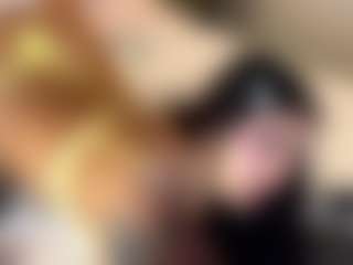 MarianaBranz's Live Sex Cam Show