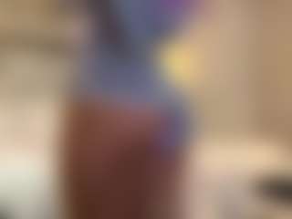 MarianaBranz's Live Sex Cam Show
