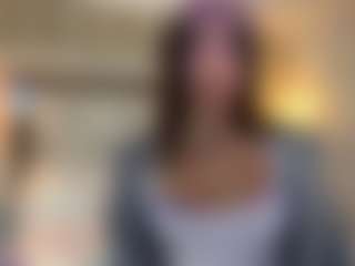 MarianaBranz's Live Sex Cam Show