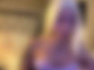 Live cam show with MarianaBranz - Ebony Anal on Camsoda