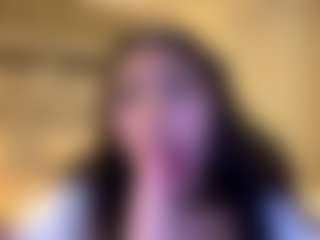 MarianaBranz's Live Sex Cam Show