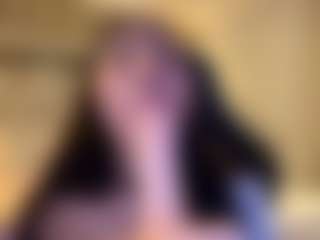 MarianaBranz's Live Sex Cam Show