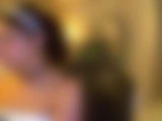 MarianaBranz's Live Sex Cam Show