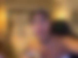 MarianaBranz's Live Sex Cam Show