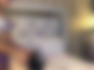 Live cam show with MarianaBranz - Toys on madthumbs