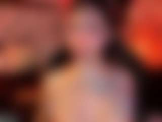 MarianaBranz's Live Sex Cam Show