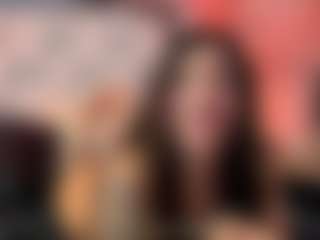 Live cam show with MarianaBranz - Petite on Camsoda