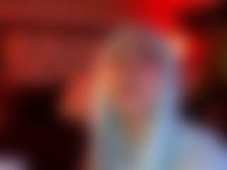 MarianaBranz's Live Sex Cam Show