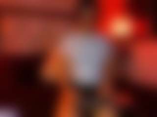 MarianaBranz's Live Sex Cam Show