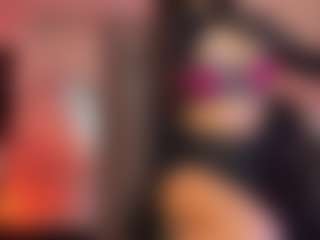 MarianaBranz's Live Sex Cam Show