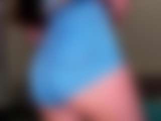 Kimmberrr's Live Sex Cam Show